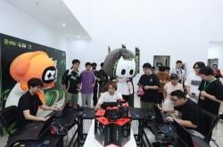 華(huá)硕携 ROG 裝(zhuāng)備(bèi)亮相深圳 NIP 主場(chǎng)活動(dòng)，点燃電(diàn)竞狂欢