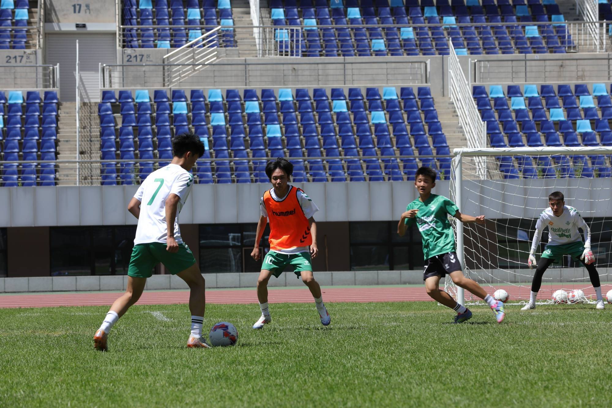 欧洲劲旅皇家贝蒂斯青训选拔营落地长春