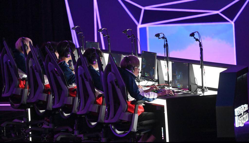 电竞≠打游戏，首届电竞专业毕业生这样回应质疑