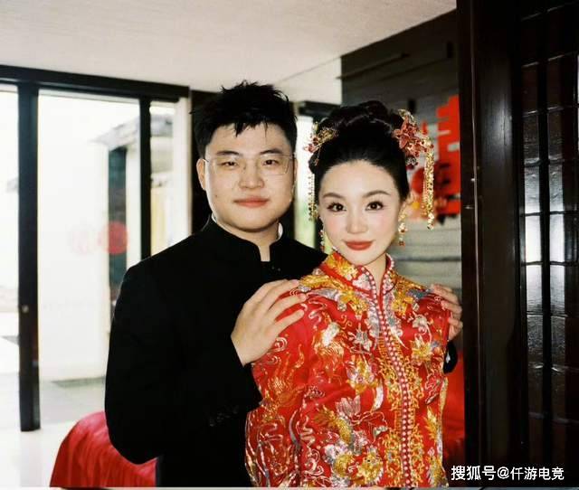 LOL官方更新战力排行榜，第一毫不意外，IG赫然在列！