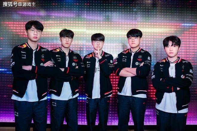 英雄联盟S15世界赛晋级分析，十二支确定名额，只有LPL打冒泡赛