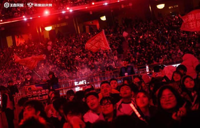 AG蝉联KPL年总冠军，赛事现场观众人数破世界纪录